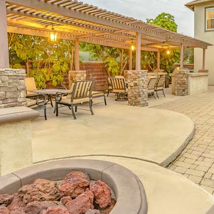 Outback-by-Knepp-Outdoor-Patio-With-Pavers-7-Flagstone.jpg