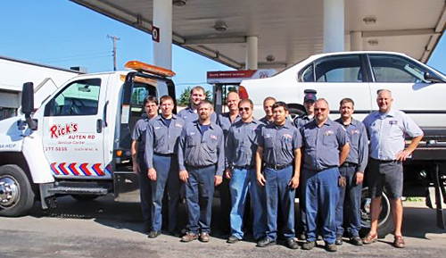 Rick's-66-Towing-Service-Staff.jpg